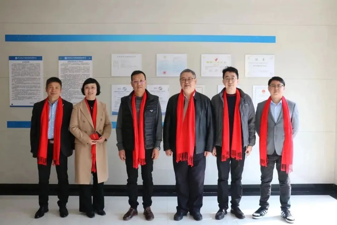 新聞簡訊丨龍馬精神年，共踏新征程